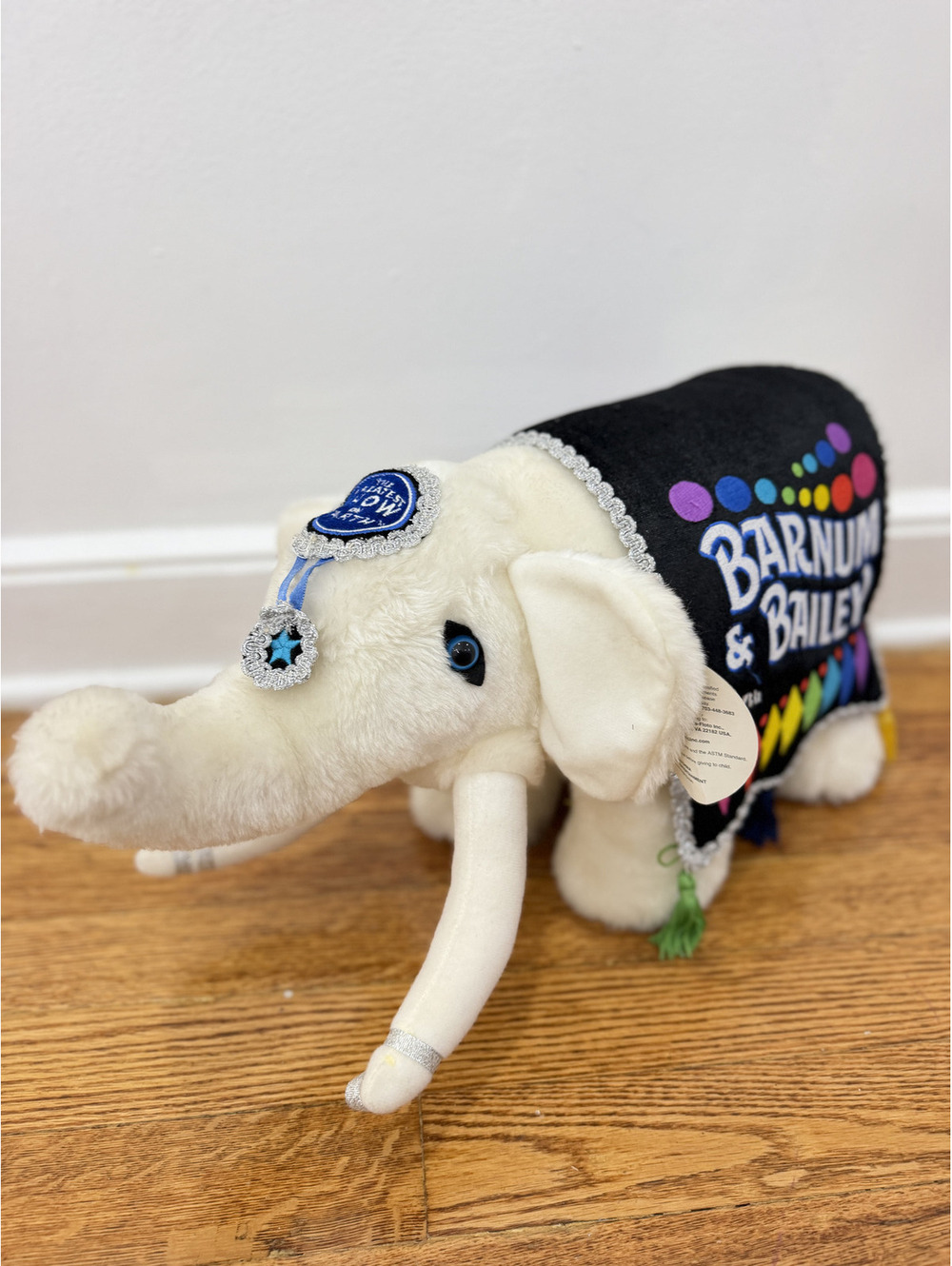 RINGLING BROS and BARNUM & BAILEY 137th Edt White Plush Elephant Souvenir